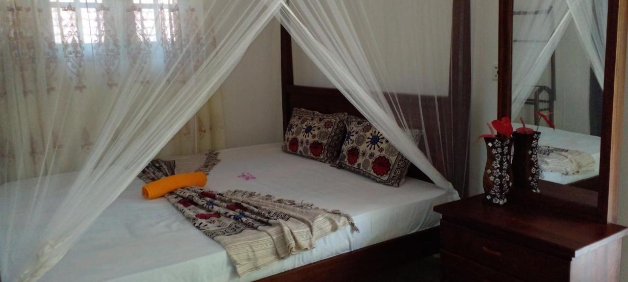 Paddy Field Villa Midigama Exterior photo
