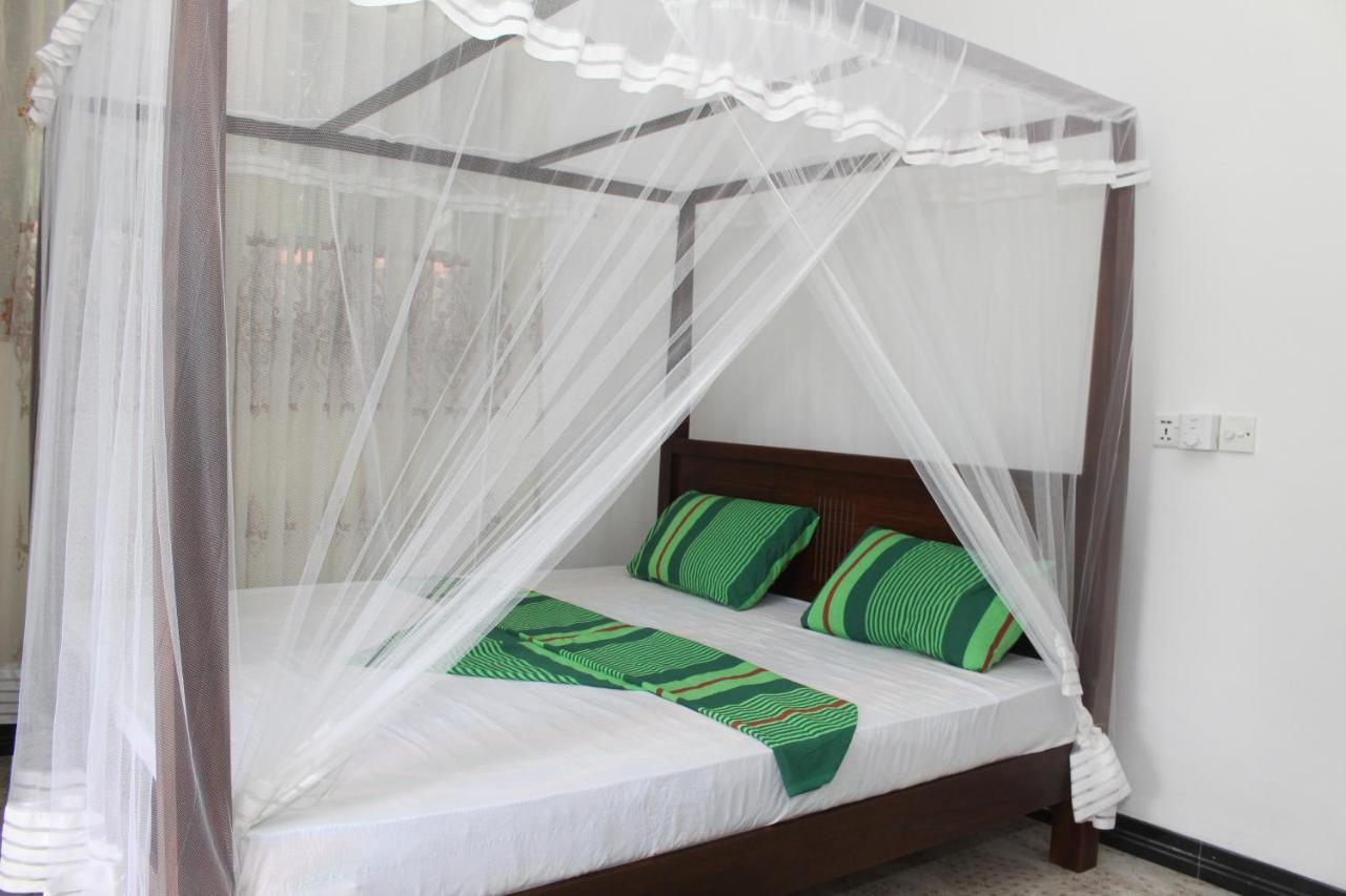 Paddy Field Villa Midigama Exterior photo